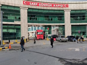 Azerbaycan Ve Gürcistan’dan Deprem Bölgesine 80 Tır Yardım