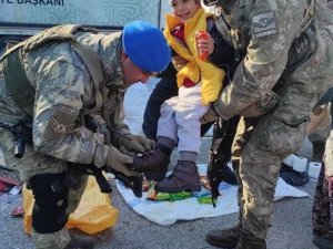 Msb: “Yardım Malzemelerini Minik Yüreklere Ulaştırmaya Devam Ediyoruz"