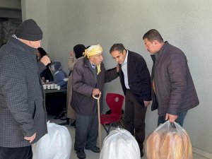 Deprem Bölgesi İçin Yardım Seferberliğinde Duygulandıran Anlar