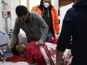 Hatay’da 150 Saat Sonra Anne Ve Oğlu Sağ Kurtarıldı