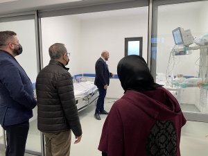 Tedavi Altındaki Depremzedelere Destek Ziyareti