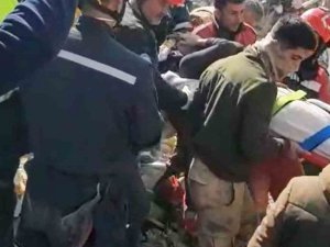 Muğla İtfaiyesi Hatay’da 151 Saat Sonra Can Kurtardı