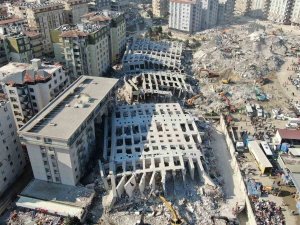 ’Cennetten Bir Köşe’ Denilerek Satılan Rezidansta Umutlar Tükeniyor