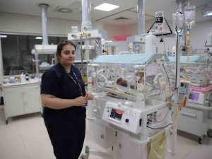 Kahraman Hemşire Güvenlik Kameralarına Da Yansıyan O Anlattı