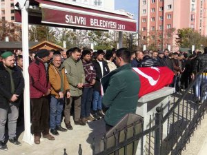 Depremde Hayatını Kaybeden Gökhan Öğretmen Silivri’de Toprağa Verildi