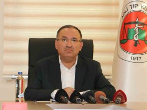 Bakan Bozdağ’dan Adli Tıp Kurumu Diyarbakır Grup Başkanlığı’nda Açıklamalar