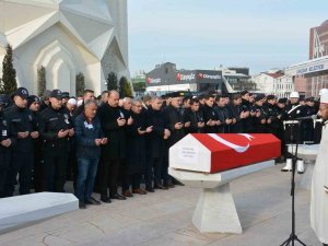 Depremde Hayatını Kaybeden Polis Memuru Sultanbeyli’de Toprağa Verildi