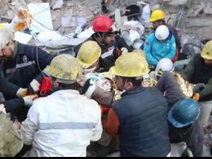 Hatay’dan Bir Güzel Haber Daha: 158’inci Saatte 17 Yaşındaki Asya Sağ Kurtarıldı