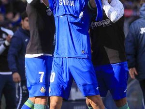 Enes Ünal Golünü Attı, Depremzedeleri Unutmadı