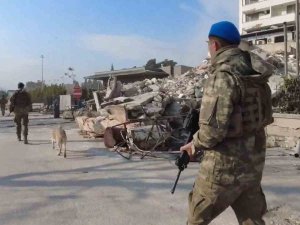 Komandolar Deprem Bölgesinde