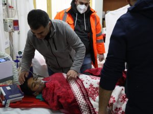 Depremin Sembolü Ömer Ve Umut Bebekten Sevindiren Haber