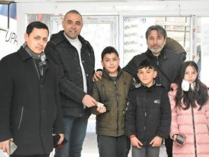 Çocuklardan Depremzedelere Anlamlı Yardım