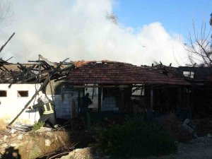 Fethiye’de İş Yeri Yangını