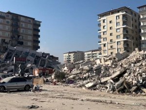 Hatay’da O Cadde Yerle Bir Oldu: Görüntüler Hayalet Şehri Andırdı