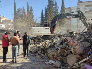 Şanlıurfa Büyükşehir Belediyesi Adıyaman’a Desteğini Sürdürüyor