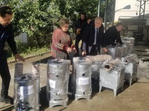 Alaplı Meslek Lisesi Öğrencileri Depremzedeler İçin Soba Üretiyor