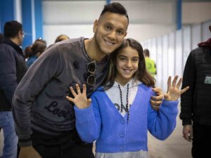 Josef De Souza, Depremde Ailesini Kaybetmiş 1 Kız Çocuğu Evlat Edinecek