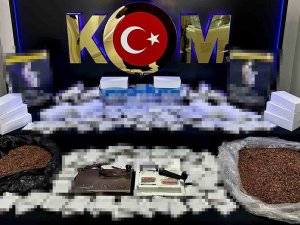 Denizli’de Binlerce Kaçak Tütün Ürünü Ele Geçirildi