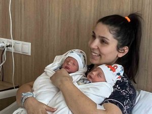 Osmaniye’den Ankara’ya Gelen Depremzede İkiz Doğum Yaptı