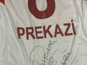 Prekazi’nin Forması, Depremzedeler İçin 210 Bin Tl’ye Satıldı