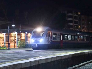 Tcdd Bazı Tren Seferlerinin İptal Edildiğini Açıkladı