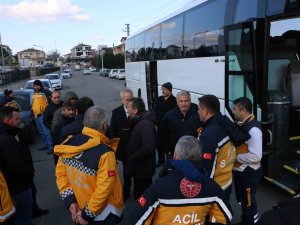 36 Acil Sağlık Personeli Daha Deprem Bölgesine Gitti