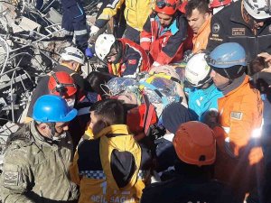 Adıyaman’da 198 Saat Sonra Enkazdan Müthiş Haber