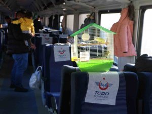 Diyarbakır Tren Garı Depremzedelere ’Ev’ Oldu
