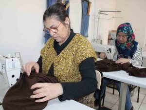 Aydınlı Kadınlardan Depremzede Çocuklara Sıcak Dokunuş