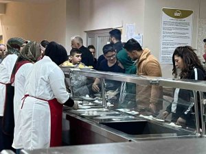 Depremzedeler O Anları Gözyaşları İle Anlattı