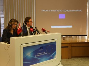 Ab, Deprem Bölgesindeki Yardımlarında Ayni, Tıbbi Ve Barınma İhtiyaçlarına Odaklanıyor