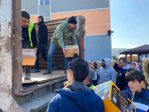 Burhaniyeli Yardım Ekibi Hataylı Depremzedelere Ulaştı