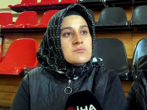 Depremzede Berk, “Her Şeyi Sil Baştan Yapacağız, Hayatımızı Tekrardan Kuracağız”