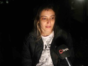 Enkazdan Kendi Elleriyle Çıkardığı Kardeşini Arıyor