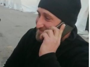Zonguldaklı Madenci Deprem Bölgesinde Baba Olacağının Haberini Aldı