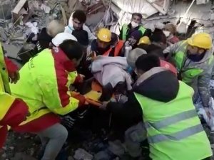 Hatay’da 205 Saat Sonra Hayata Dönüş
