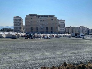 Mehmetçik Enkaz Kaldırma Görevlerine Devam Ediyor