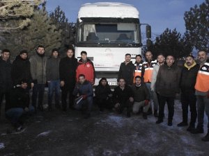 Erzincanlı Şavaklı Gençlerden Depremzedelere 517 Bin Tl Destek