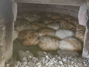 Bayırköylü Kadınlar Deprem Bölgesine Göndermek İçin Binlerce Ekmek Yaptı