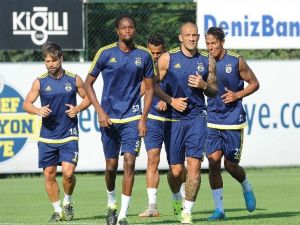 Fenerbahçe, Atromıtos Maçı Hazırlıklarına Başladı