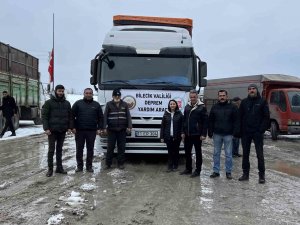 Deprem Bölgesindeki Sokak Ve Besi Hayvanların Yem İhtiyacı Da Unutulmadı