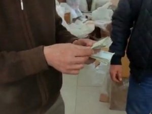 Yardım Paketinden 4 Bin Tl Çıktı