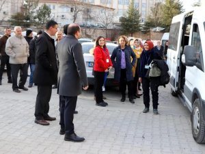 Kütahya Sağlık Müdürlüğü Deprem Bölgesine Hastalıklara Karşı Alınan Tedbirlere Yönelik Ekip Gönderdi