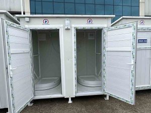 Düzce Belediyesi’nin Seyyar Tuvalet Ve Duş Kabinleri Depremzedelere Gönderildi