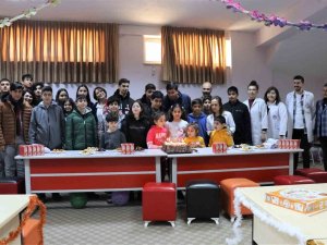 Başkan Özcan Gününü Çocuklara Ayırdı
