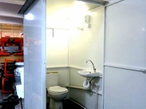 Depremzedeler İçin Seyyar Tuvalet Üretimine Başlandı