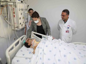 222 Saat Sonra Kurtarılan Melike, Adana’da Sağlığına Kavuşuyor