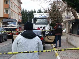 Pendik’te Yol Verme Kavgası: Yardım Tırının Yanındakilere Silahla Ateş Açtı