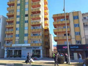 Osmaniye’de Polis Boşaltılan Binaların Çevresinde Nöbet Tutmaya Başladı
