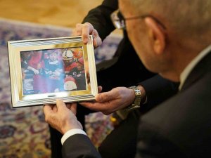 Avusturya Cumhurbaşkanı Bellen, Türkiye’nin Viyana Büyükelçiliğinde Taziye Defterini İmzaladı